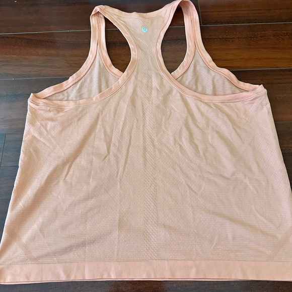 Lululemon swiftly tech Racerback tank top race length - Picture 2 of 5